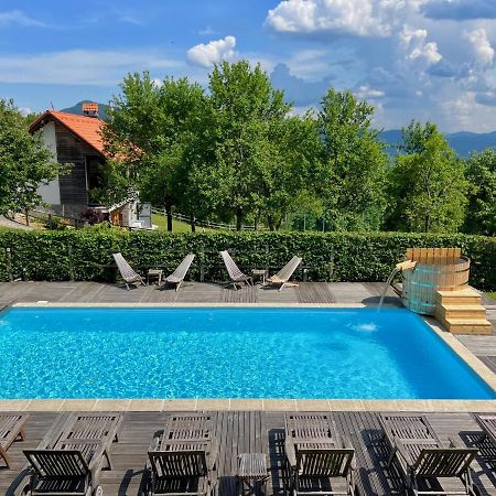 Guest House Domacija Krnc Hrib pri Hinjah Exteriör bild
