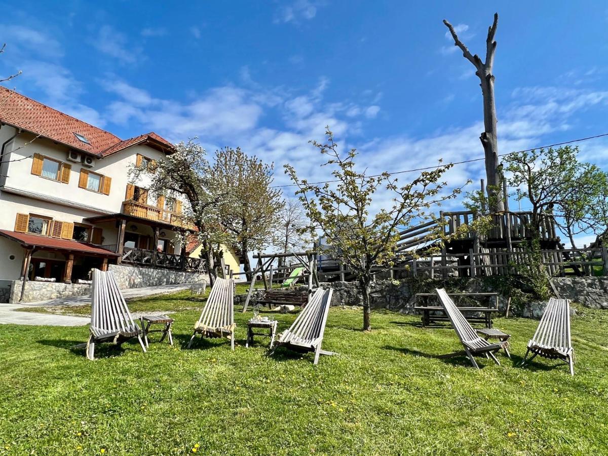Guest House Domacija Krnc Hrib pri Hinjah Exteriör bild